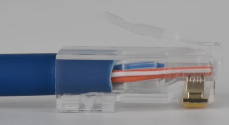 940505-K05 Insertion dans le connecteur peigne sous les contacts.